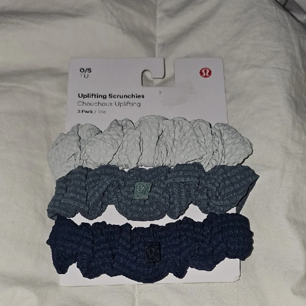 Lululemon Uplifting Scrunchies, 3pack! Rare! SMCL/SMEY/SMPO!
